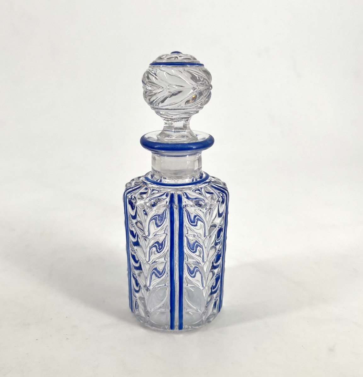 Baccarat - Antique Blue Enameled Crystal Perfume Bottle, Laurier Model - 12.5 Cm-photo-3