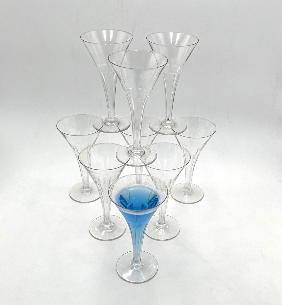 9 coupes à champagne anciennes à jambe creuse, modèle "flûte champenoise", 16 cm-photo-1