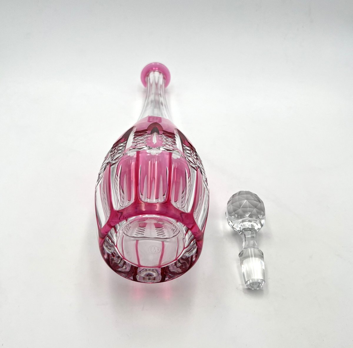 BACCARAT - carafe en cristal taillé doublé rose, modèle AUSTERLITZ- 44,5 cm-photo-4