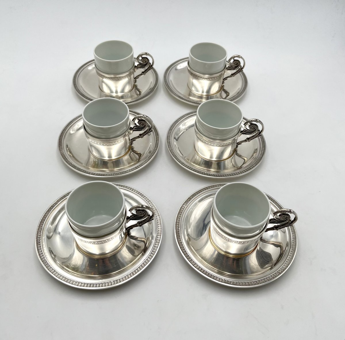 BOULENGER - 6 tasses à café en métal argenté et porcelaine de LIMOGES, modèle EMPIRE-photo-4