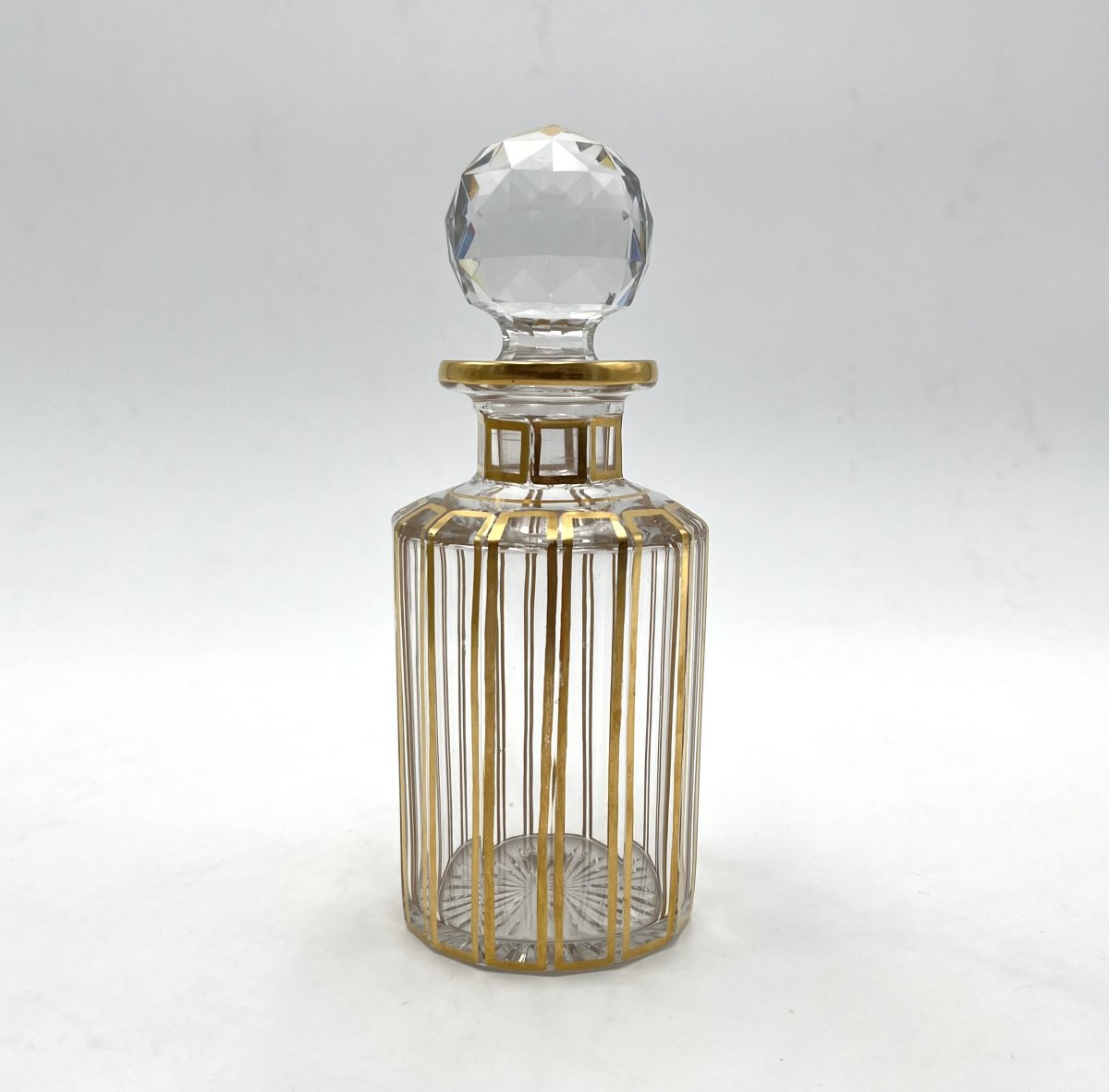 ancien flacon à parfum en cristal de BACCARAT modèle CANNELURES 17,5 cm