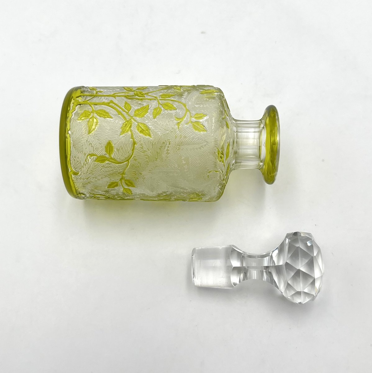 Baccarat - Acid-etched Crystal Perfume Bottle, églantier Model - 12.5 Cm-photo-5