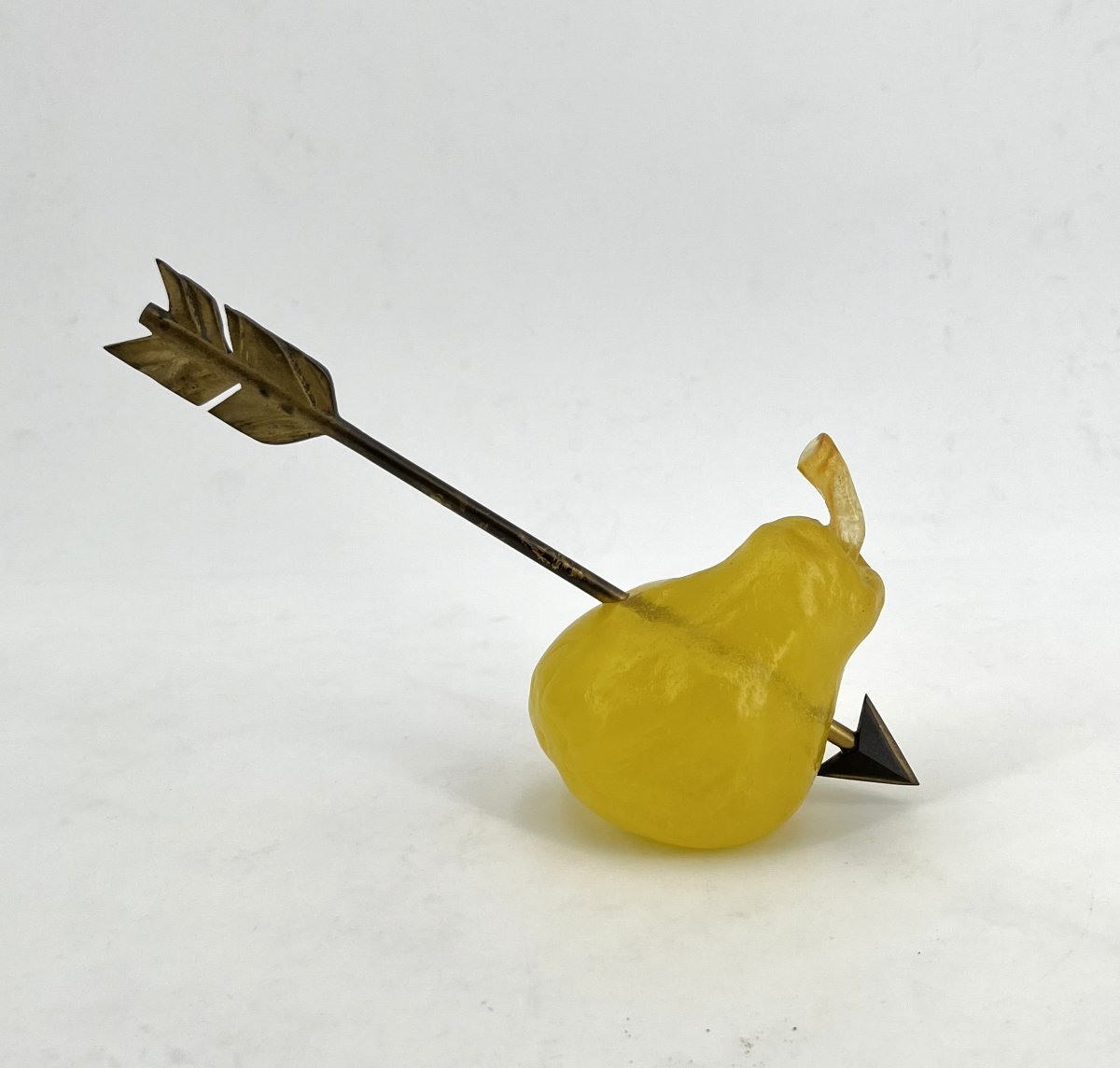 "pear" Sculpture Made Of Glass Paste, Signed By Daum France And Hilton Mac Connico-photo-3