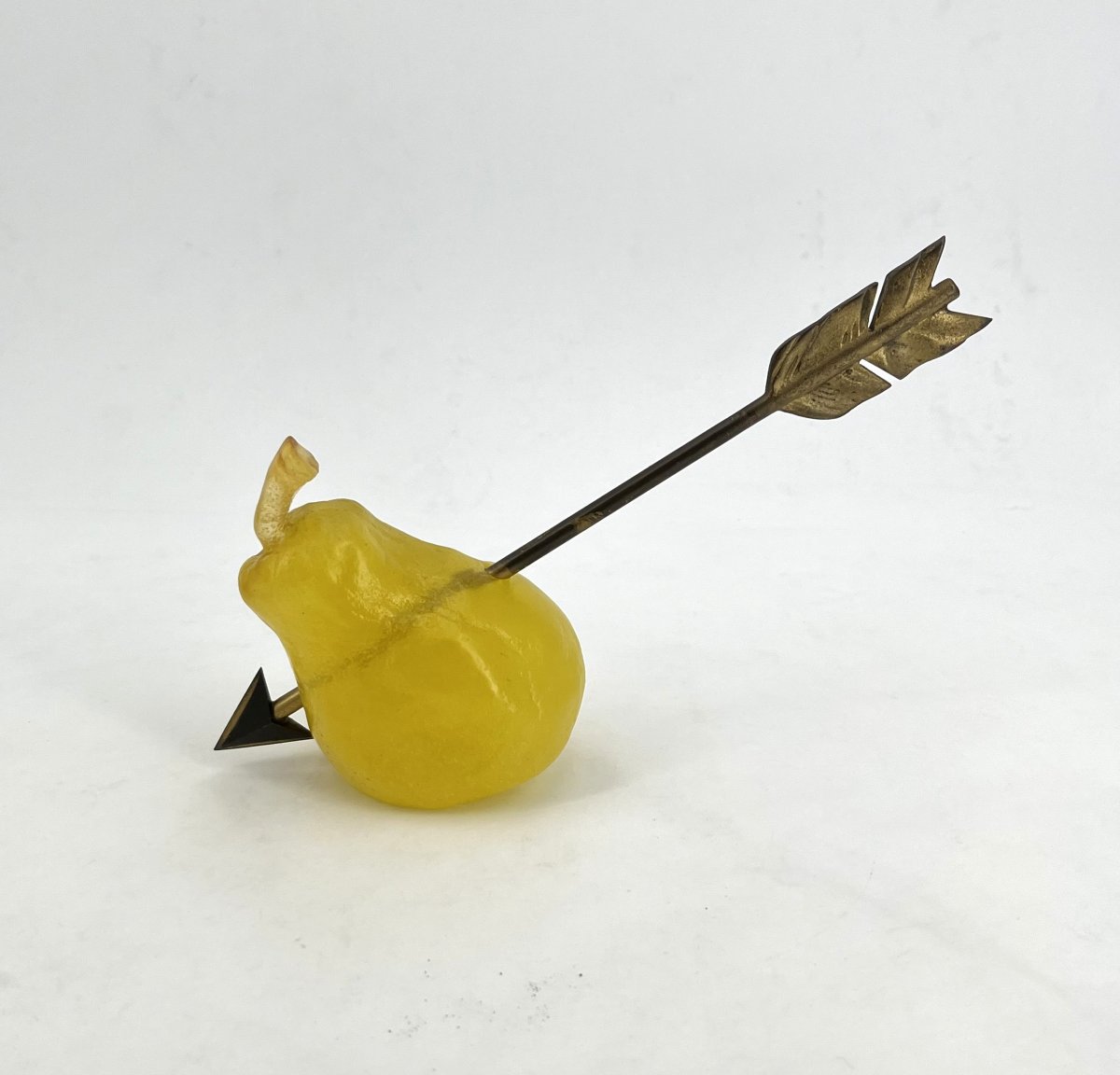 "pear" Sculpture Made Of Glass Paste, Signed By Daum France And Hilton Mac Connico