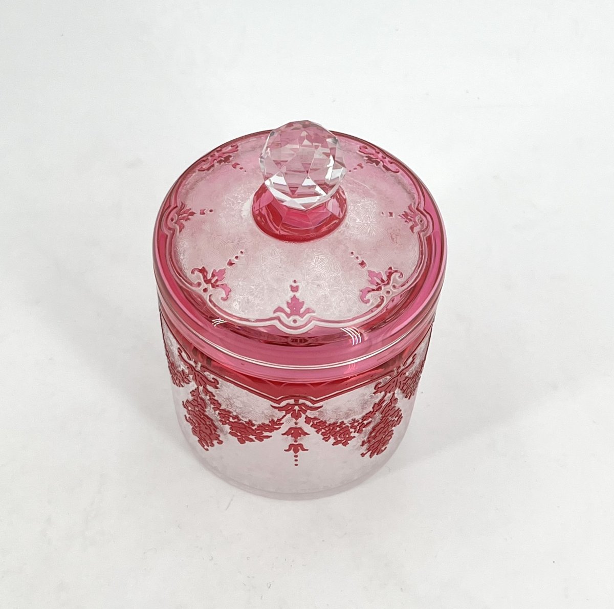 Val Saint Lambert - Round Crystal Box With Pink Lining, Acid-etched Design, Stamped-photo-1