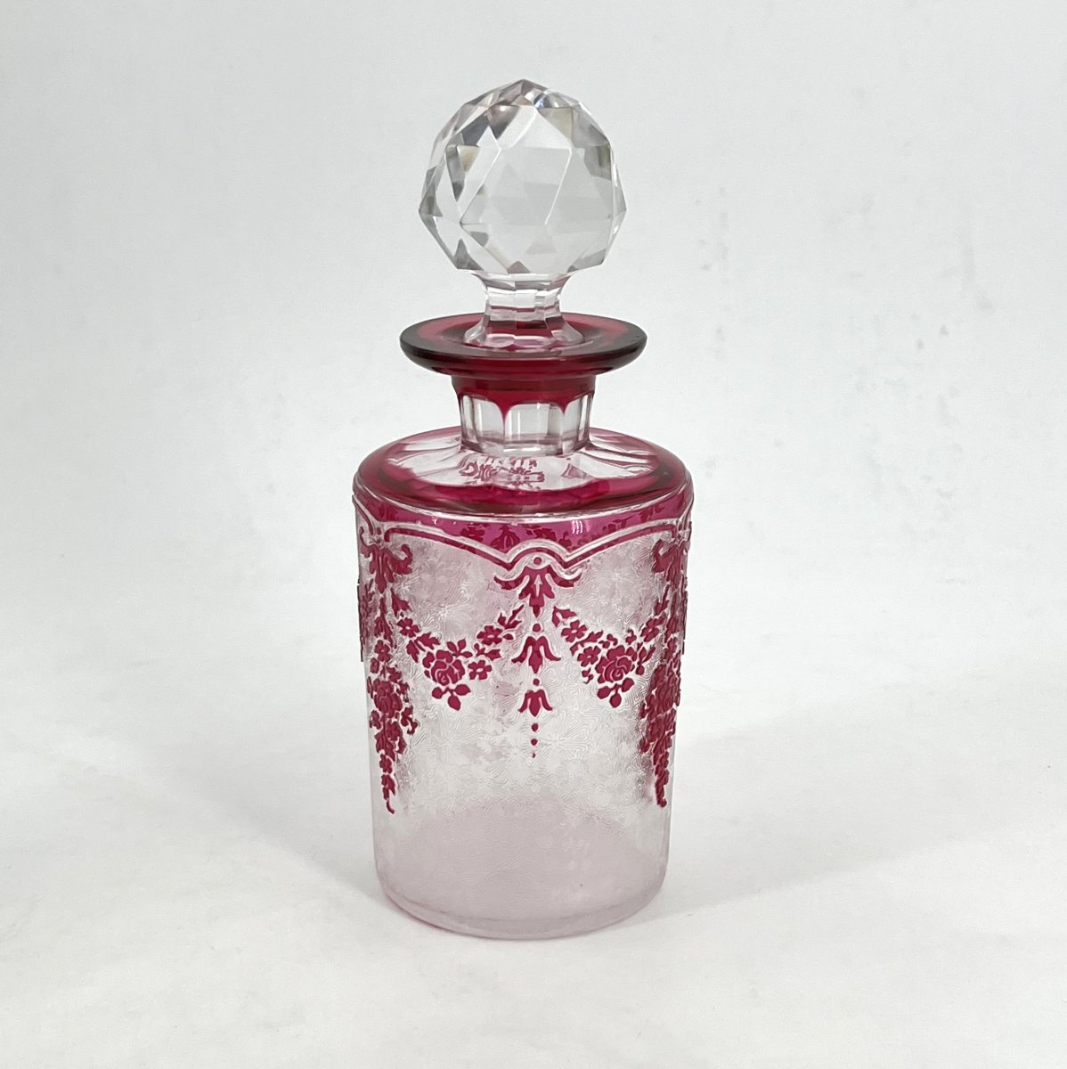 Val Saint Lambert - Double-walled Crystal Perfume Bottle In Pink With Acid-etched Design, Stamped-photo-3