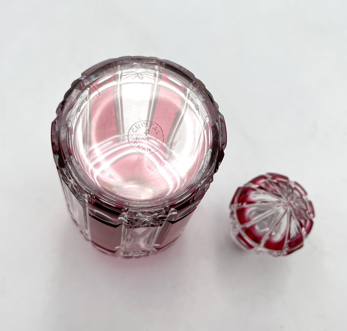 Cristalleries De Nancy - Vintage Art Deco Perfume Bottle, Cut Crystal With Red Lining, 15.5 Cm-photo-3