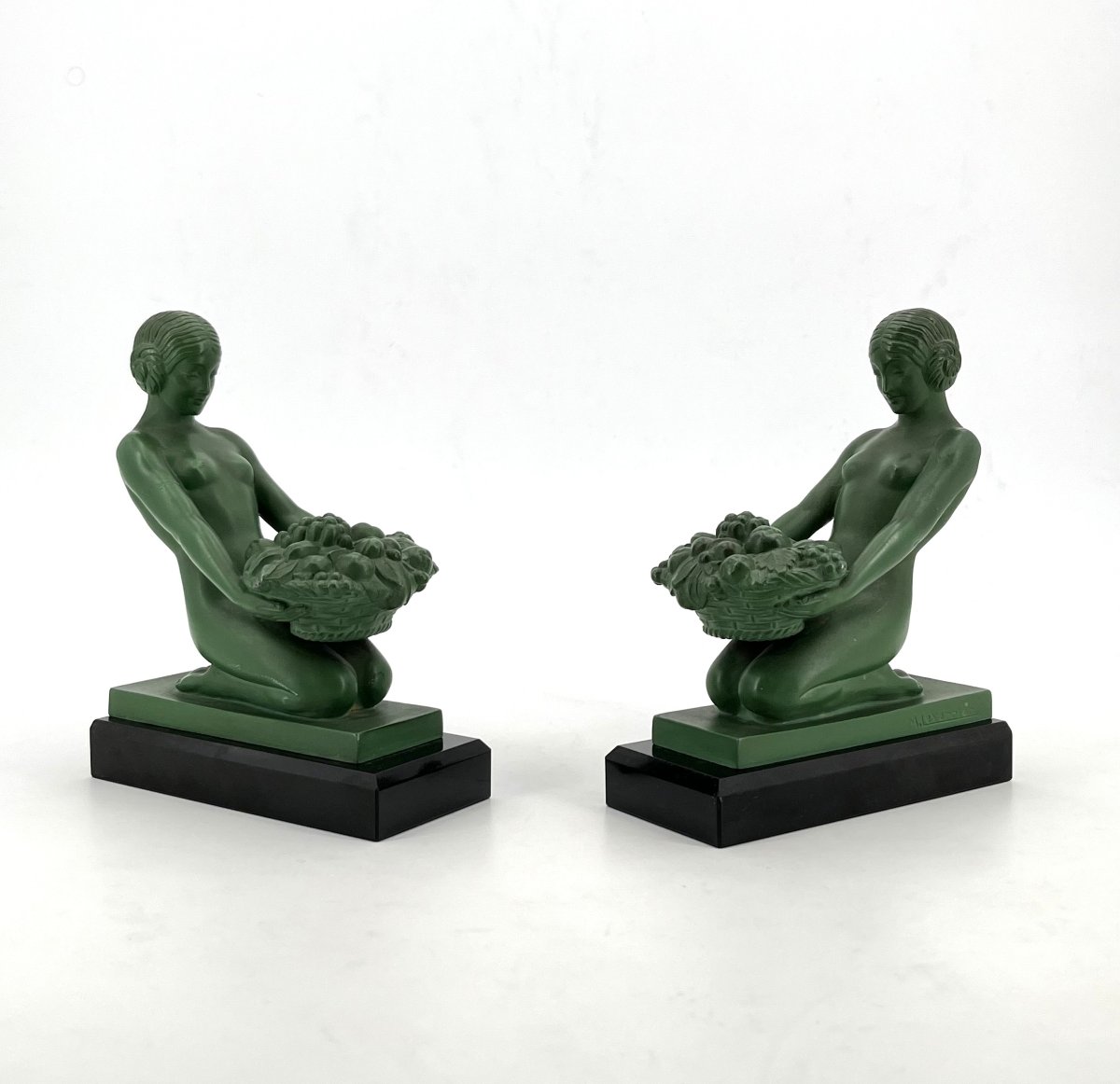 MAX LE VERRIER - paire de serre-livres d'époque ART DÉCO en fonte d'art - signés