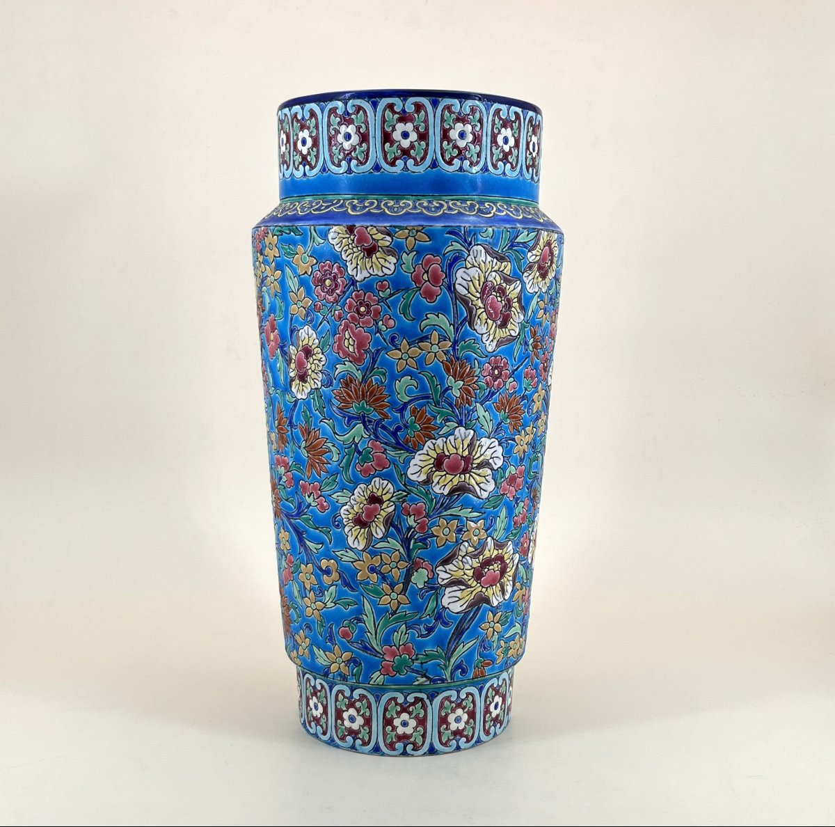 LONGWY - grand vase en émaux polychrome - estampillé - époque ART DÉCO - 37 cm