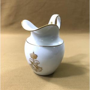 verseuse en porcelaine de SEVRES du service de l'empereur NAPOLEON III