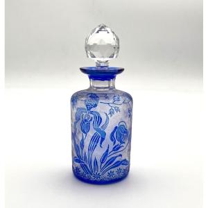 VAL SAINT LAMBERT - flacon à parfum en cristal gravé à l'acide, modèle ORCHIDEES - 15,5 cm