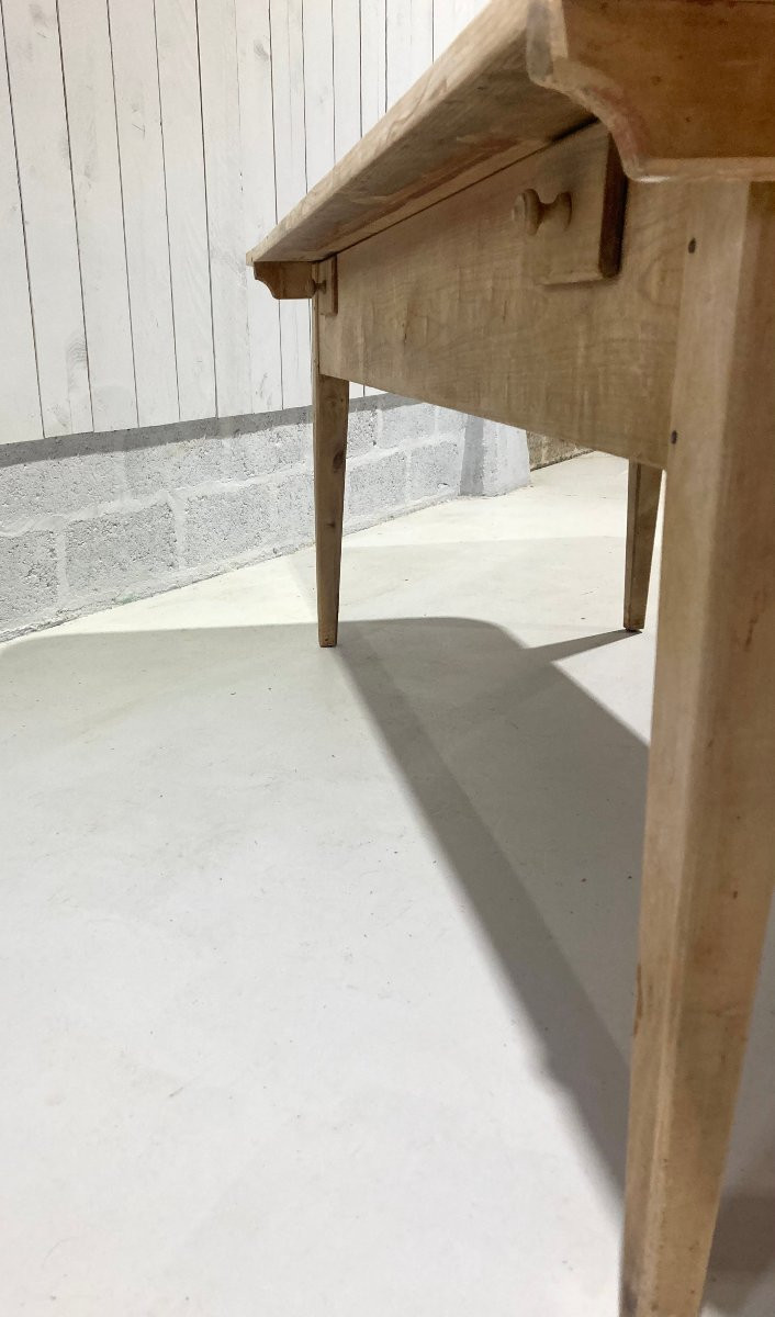 Farmhouse Table -photo-3