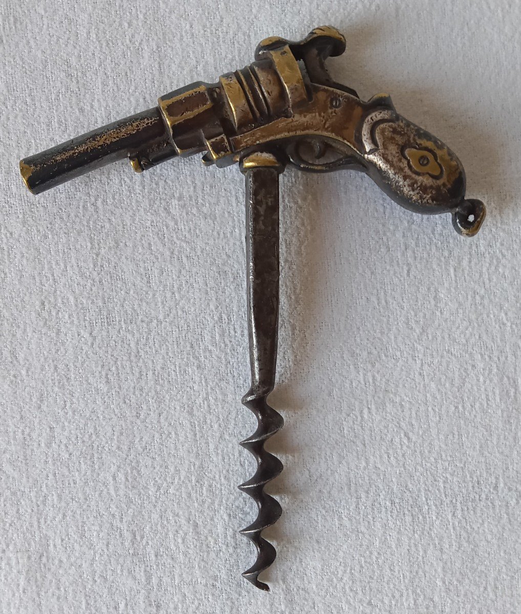 Figurative Corkscrew Revolver Guinot 1900