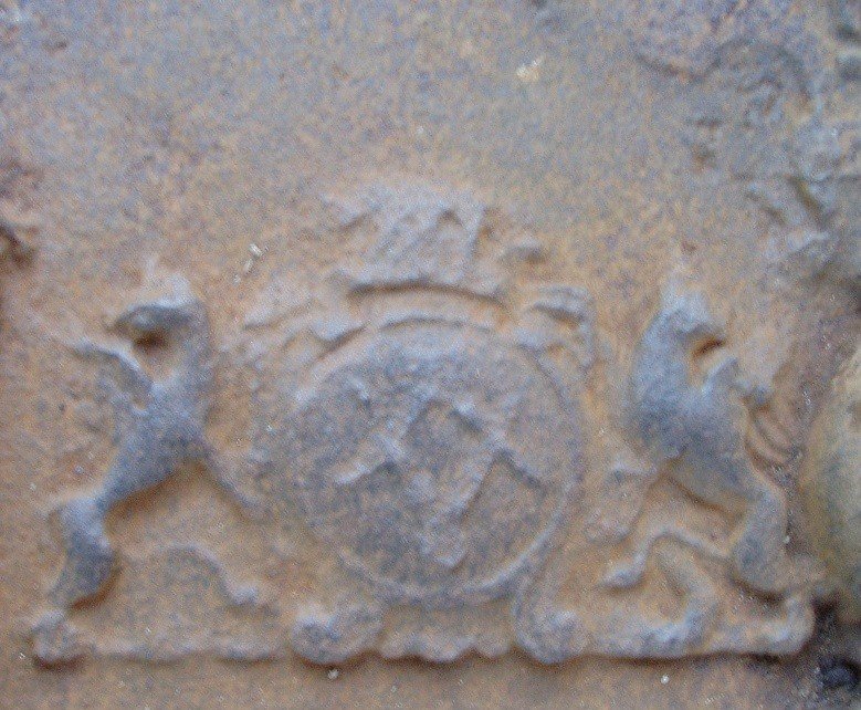 Large Fireback Dated 1731 With Companion Symbols And Fleur-de-lys-photo-3