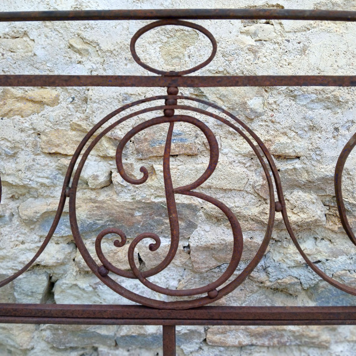 "Paire de garde-corps de balcon en fer forgé du XVIII éme siècle"-photo-3