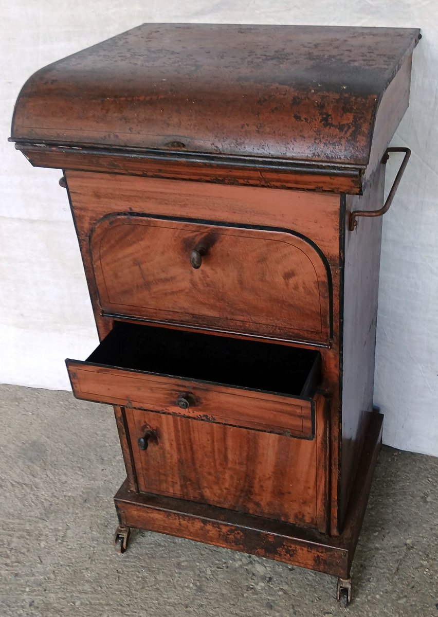Tole peinte. Meuble de toilette. Trompe l’œil faux bois. -photo-5