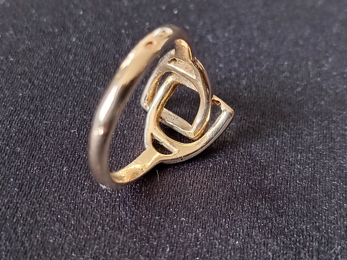 18-karat Yellow Gold Stirrup Ring-photo-4