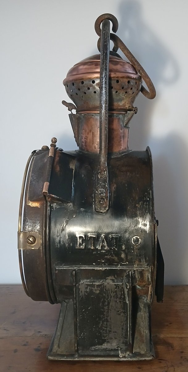 Sncf. Steam Locomotive. Quimper Depot. Headlight From The 1930s-photo-6