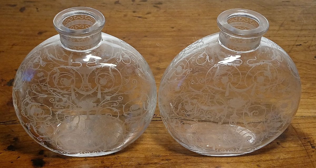 Baccarat. Flacons modèle "Michel Angelo" en cristal soufflé.-photo-4