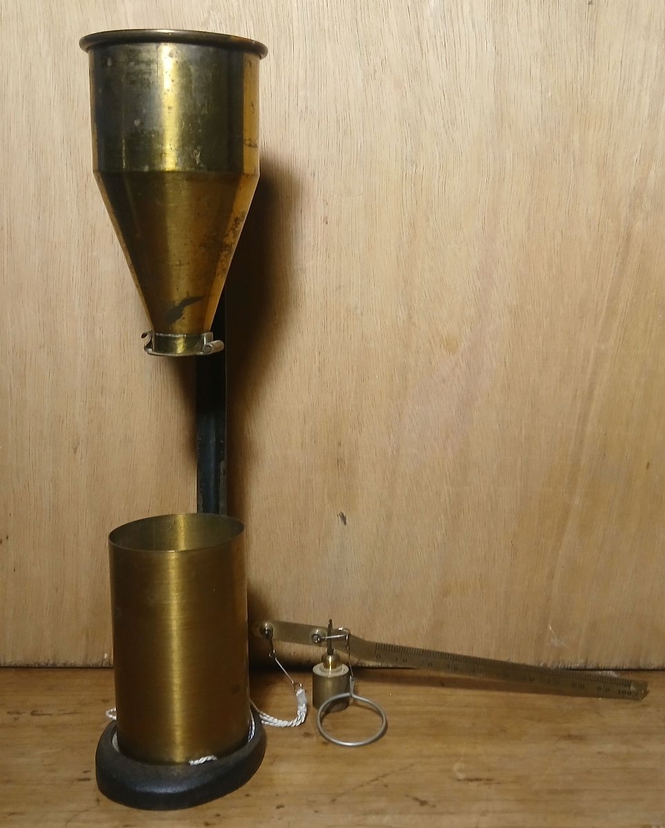 Pocket-sized Roman Grain Scale (pocket Chondrometer).-photo-1