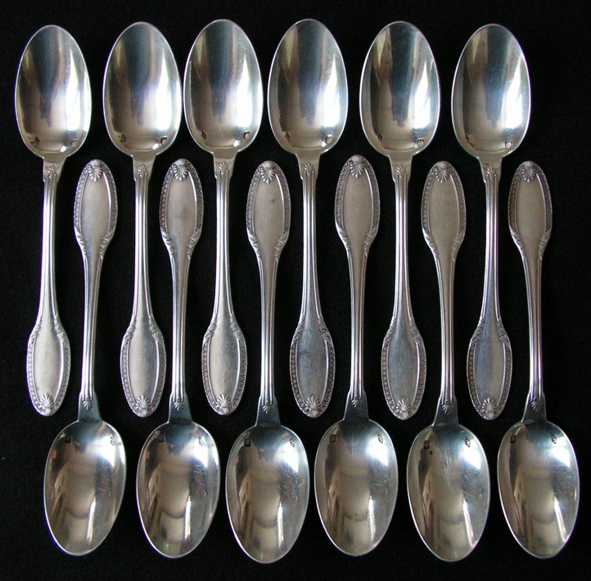 12 Cuillères à moka, argent massif, Emile Puiforcat