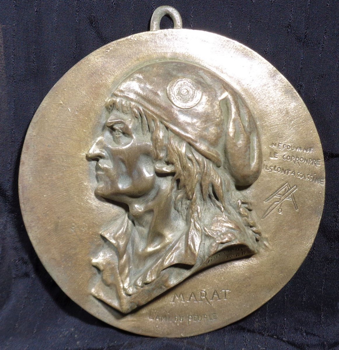 Bas relief antimaçonnique en bronze à l'image de Marat 1743/1793