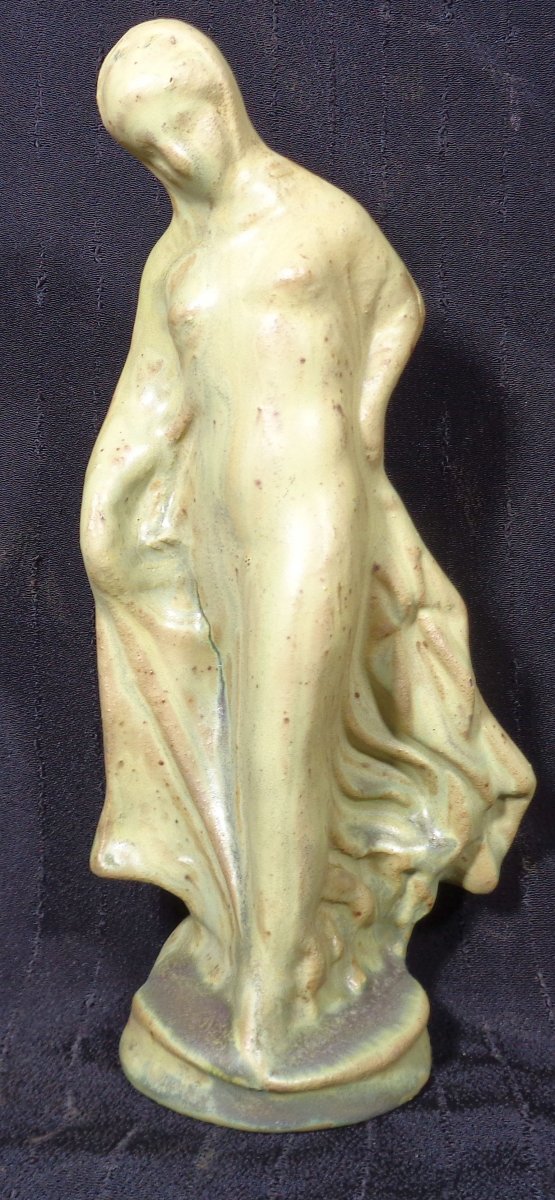 Tanagra.  Céramique d'Alexandre BIGOT 1862-1927