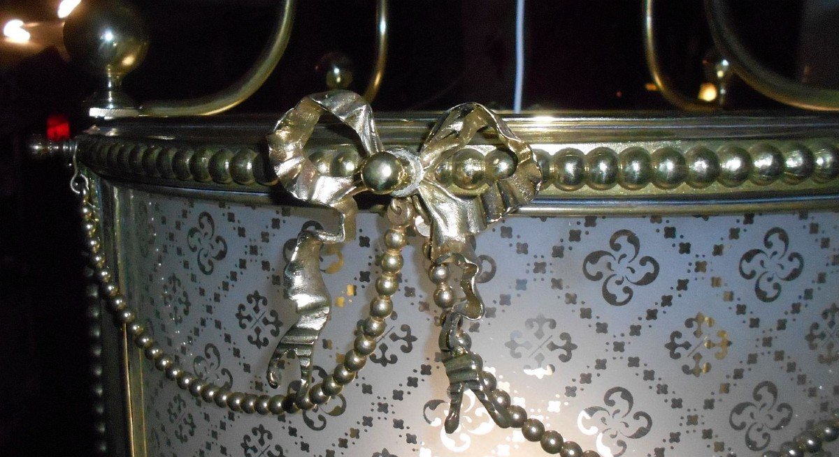 "Très importante lanterne en bronze, dite « lanterne de vestibule » de style Louis XVI".-photo-3