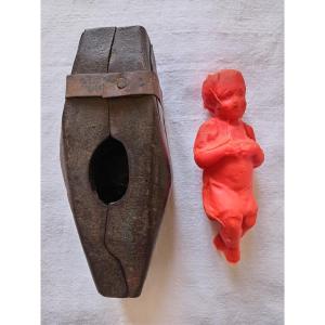 The Infant Jesus, Cast Iron Mold For Nativity Scenes Or Figurines. 19th Century