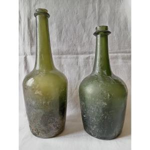 Bouteilles à vin de champagne de la première moitié du XVIII siècle. Circa 1730-1740