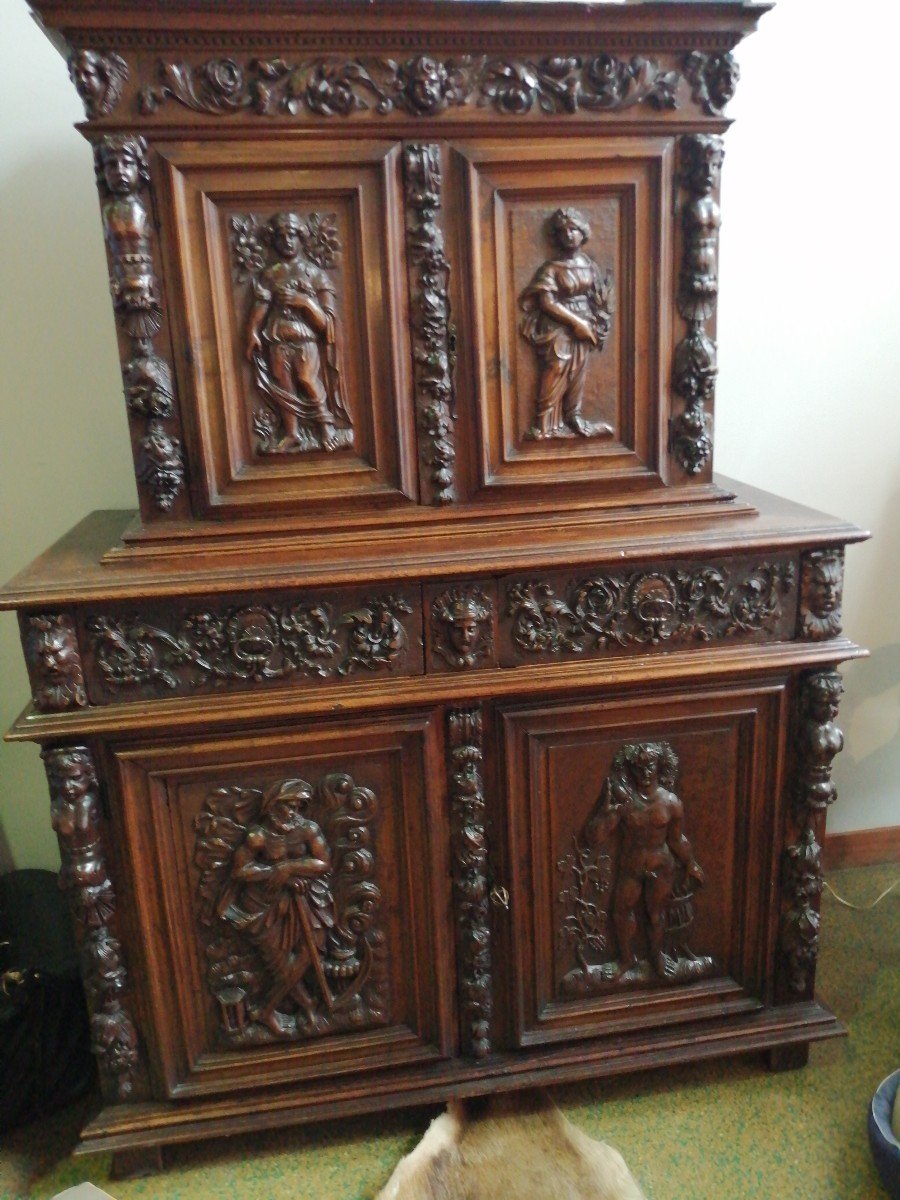 Buffet En Diminutif Style Renaissance En Partie 19 Eme