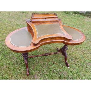 Bureau  Irlandais 19ème  Siècle  Signé  : Austin Maker  Dublin 