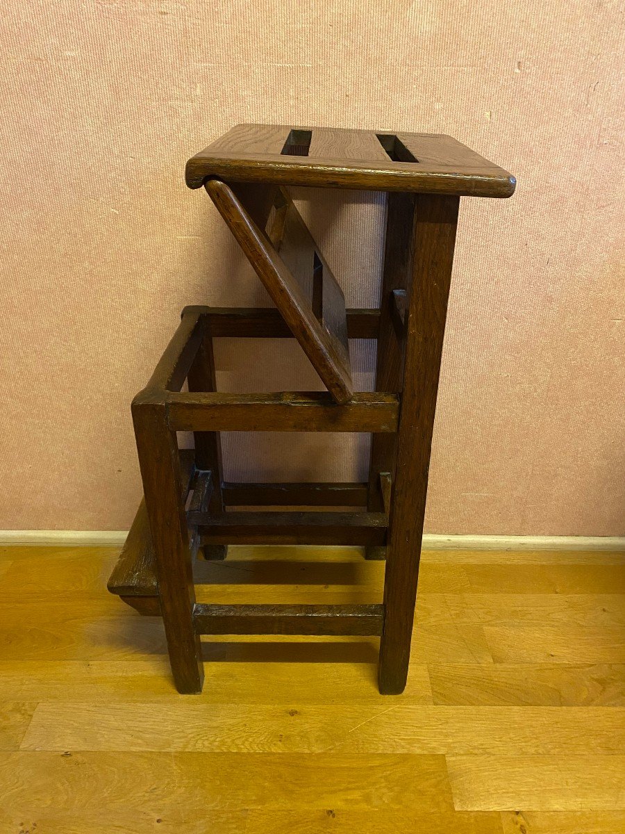Oak Pediatrician Chair-photo-3