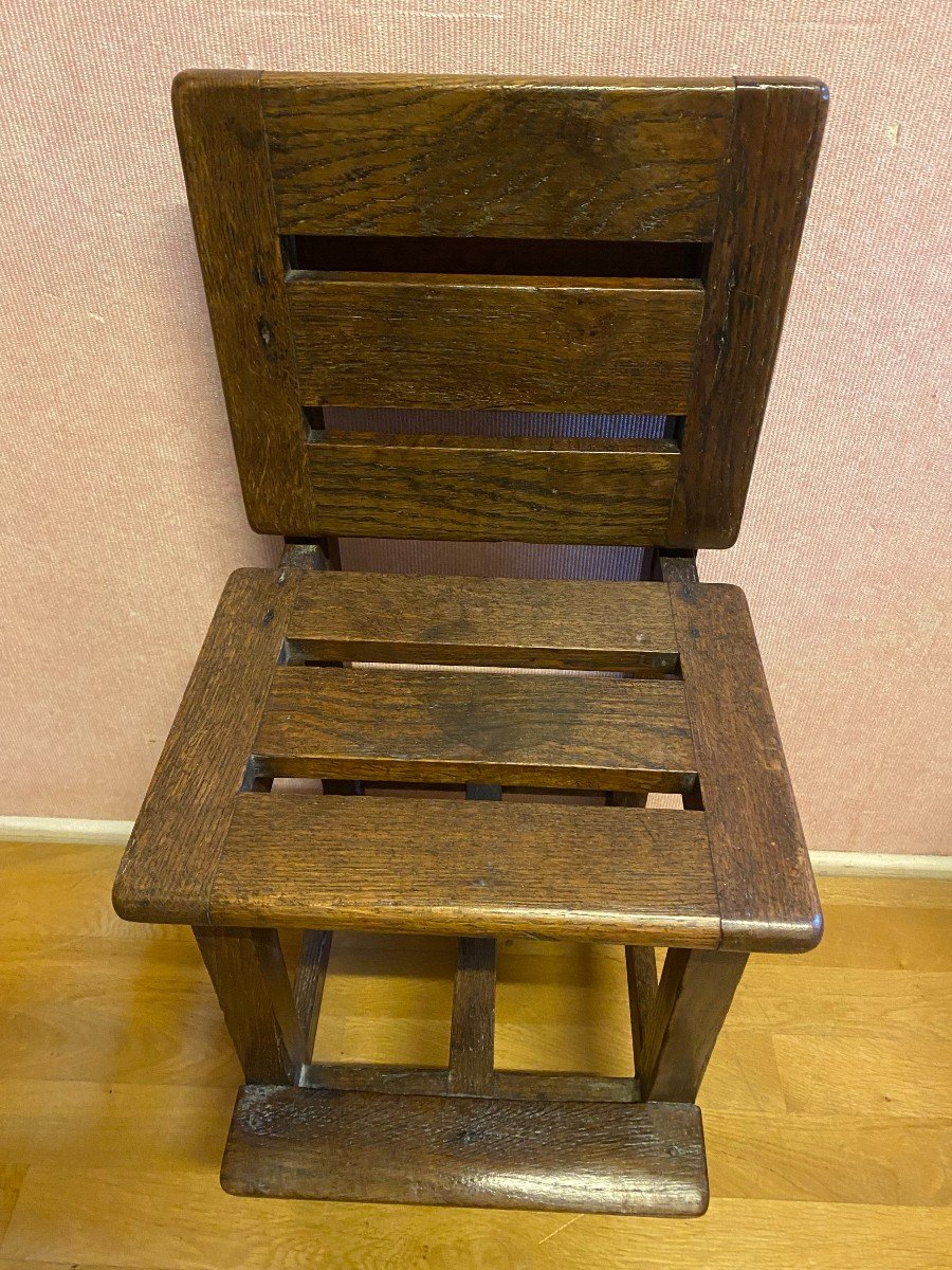 Oak Pediatrician Chair