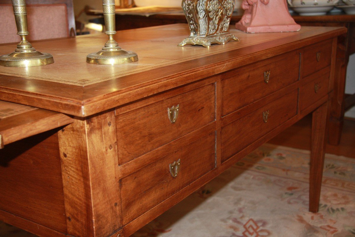 Bureau De Style L.xvi En Noyer Avec Ses Deux Tirettes.-photo-3