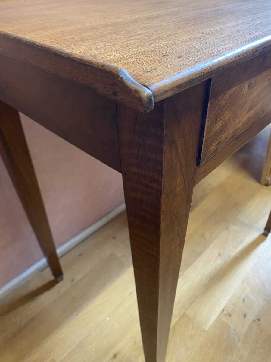 Petite table à écrire en noyer, 1 tiroir. Excellent état.-photo-6