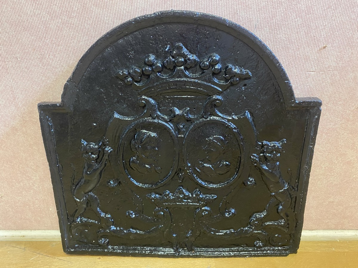 Plaque de cheminée en fonte