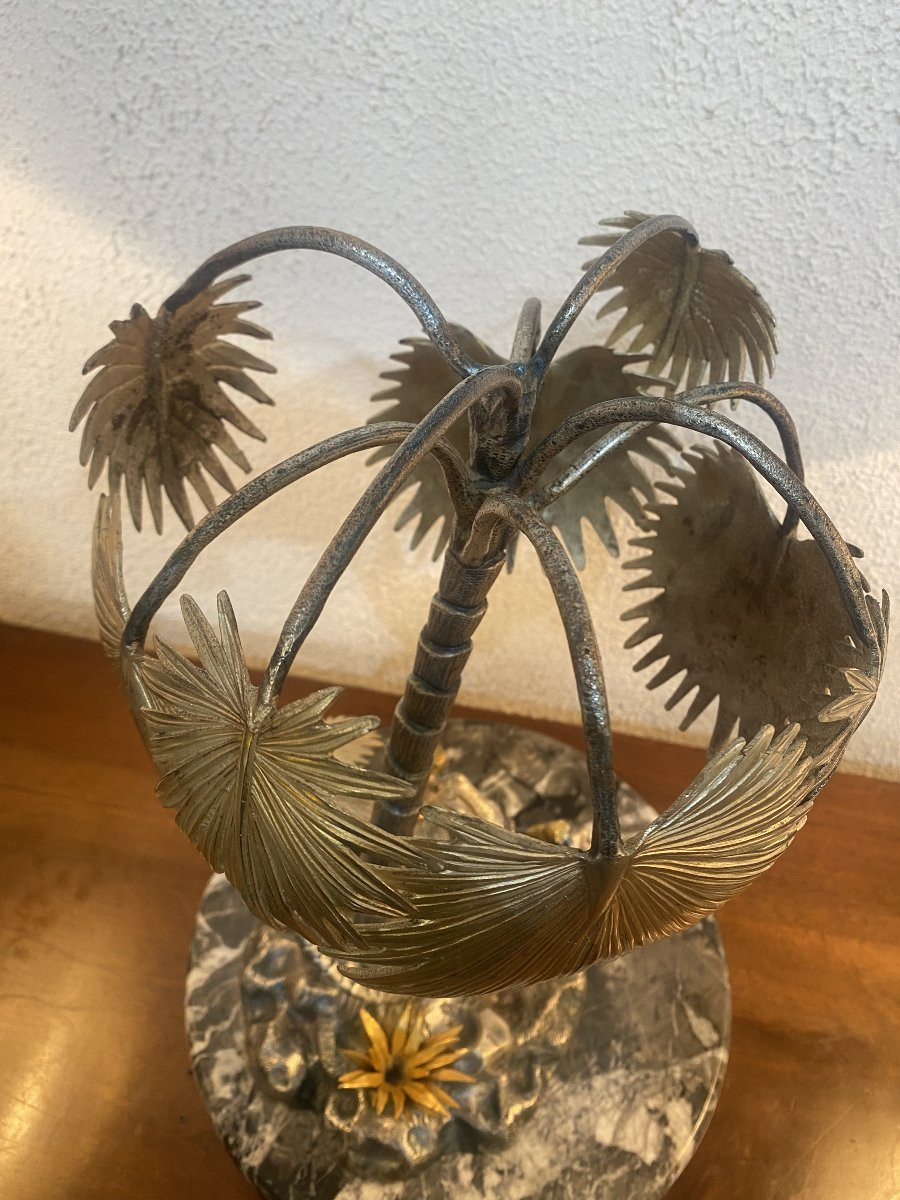 Sculpture figurant un méhariste dans une oasis-photo-3