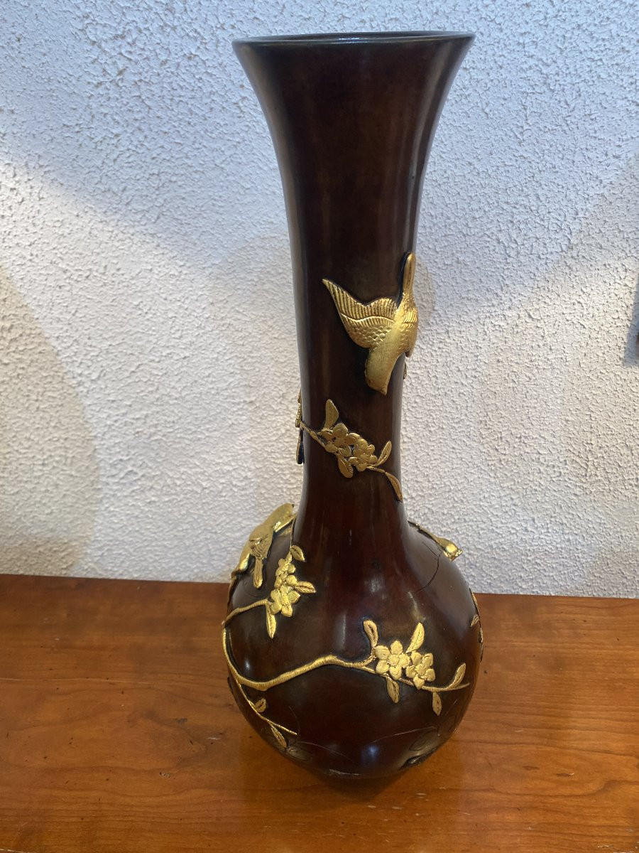 Chinese Bronze Vase Decorated With Birds Perched On Branches, Gilded With Fine Gold. Excellent Condition-photo-1
