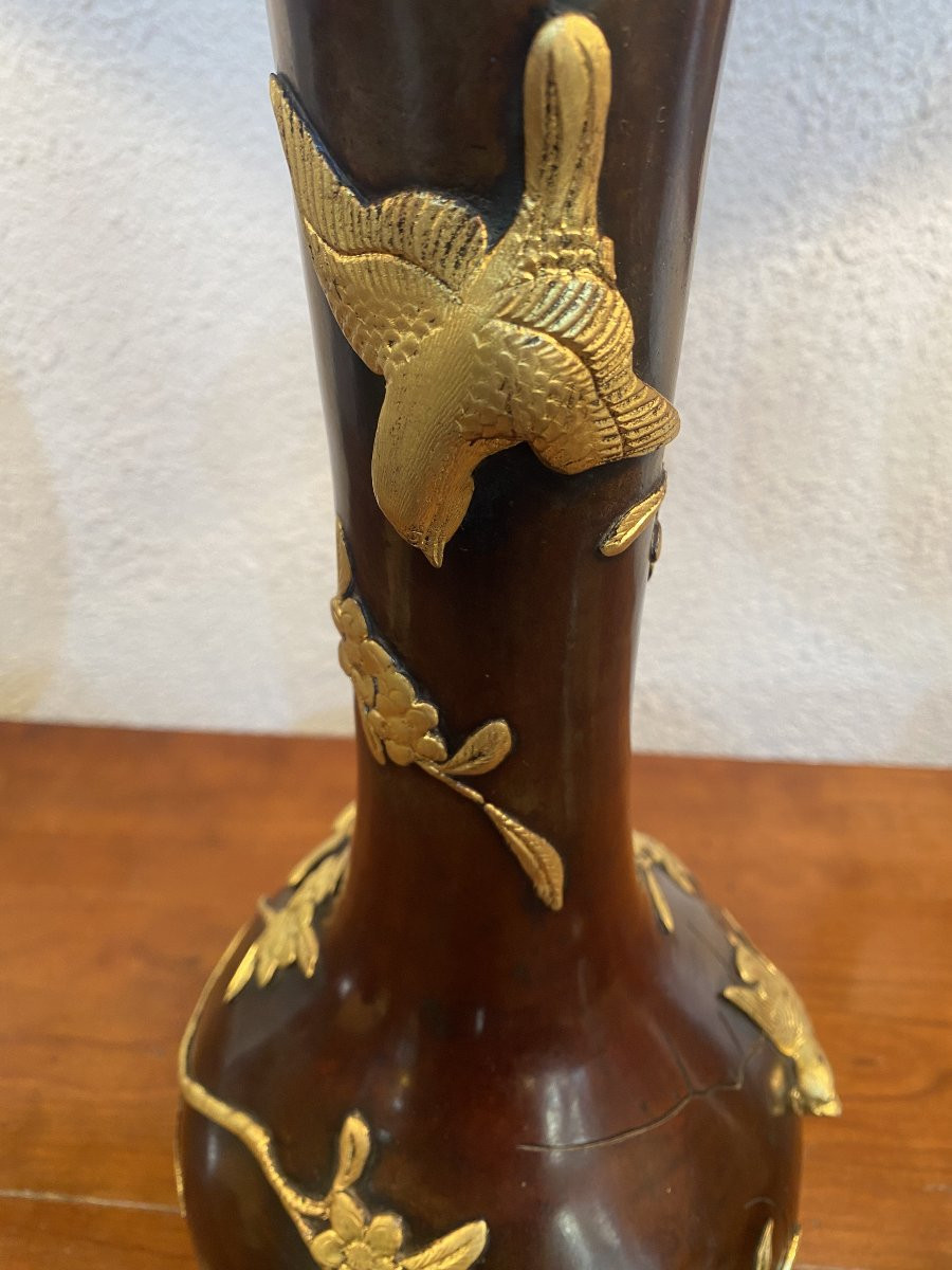 Chinese Bronze Vase Decorated With Birds Perched On Branches, Gilded With Fine Gold. Excellent Condition-photo-5
