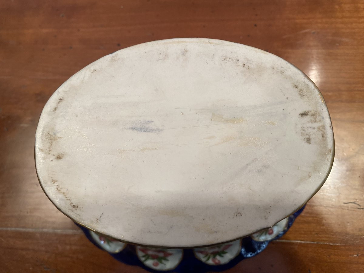 Porcelain Trinket Tray With Floral Decoration. Excellent Condition.-photo-3