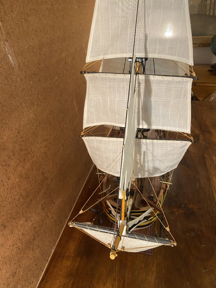 Model Of The Famous Sailing Ship "the Bounty". -photo-5