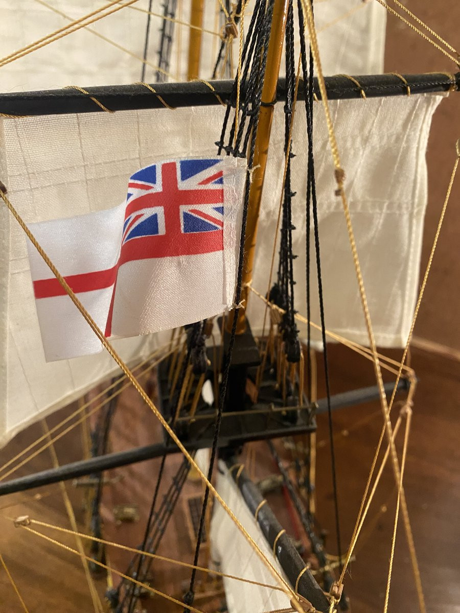Model Of The Famous Sailing Ship "the Bounty". -photo-7