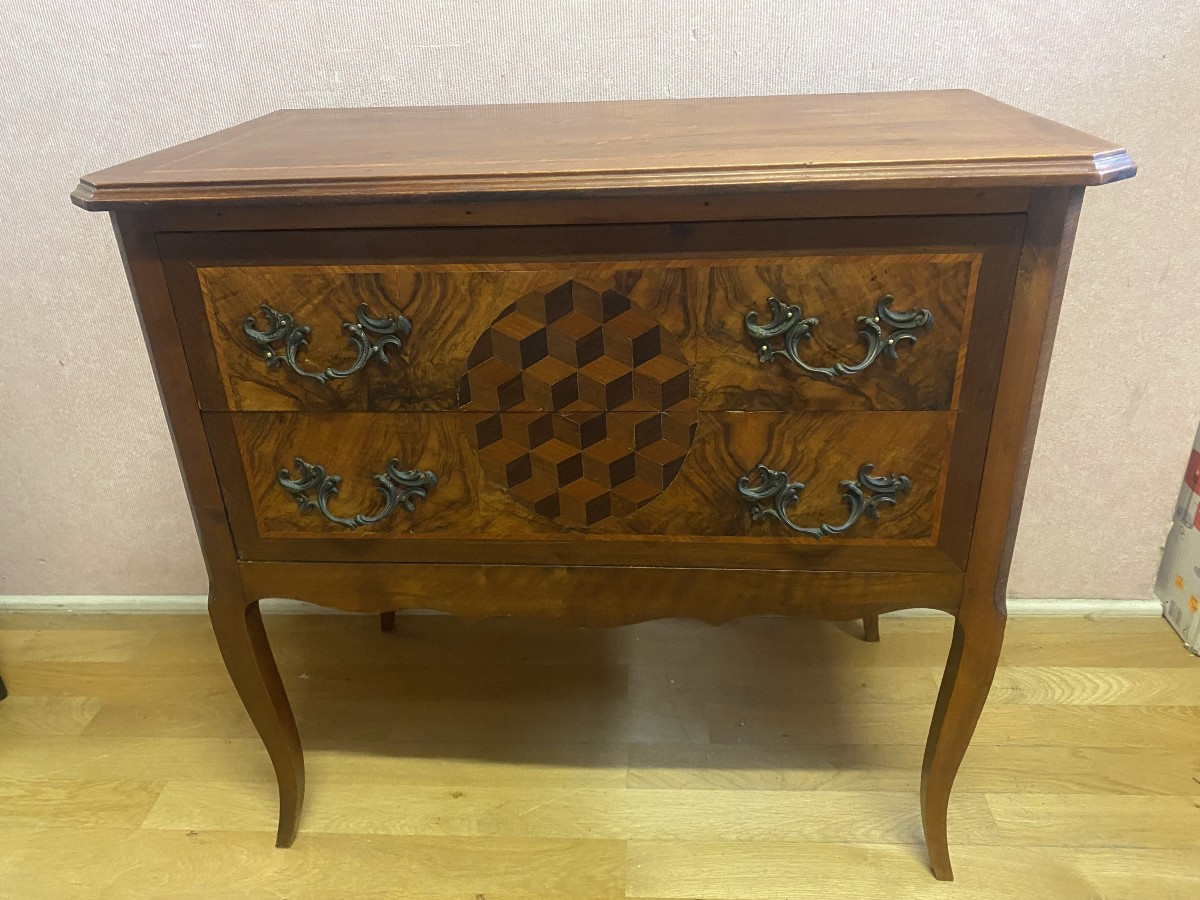 Small Louis XV Style Chest Of Drawers In Rosewood Marquetry. Very Good Condition.