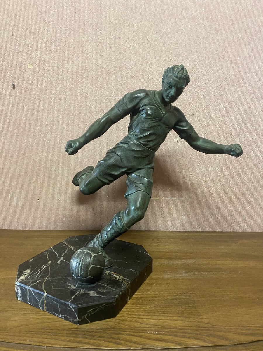 Régule sur socle en marbre "le footballeur"