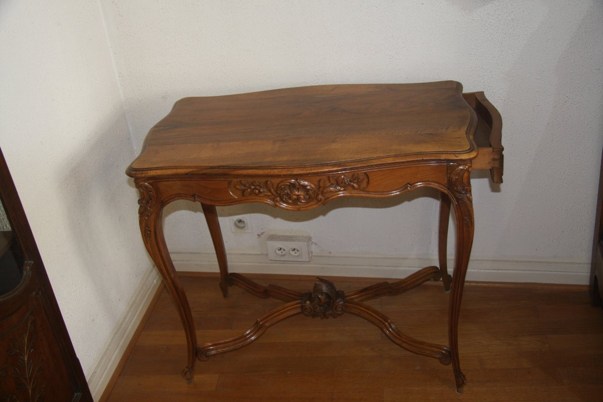 Table bureau et sa chaise en noyer de style Louis XVI.-photo-2