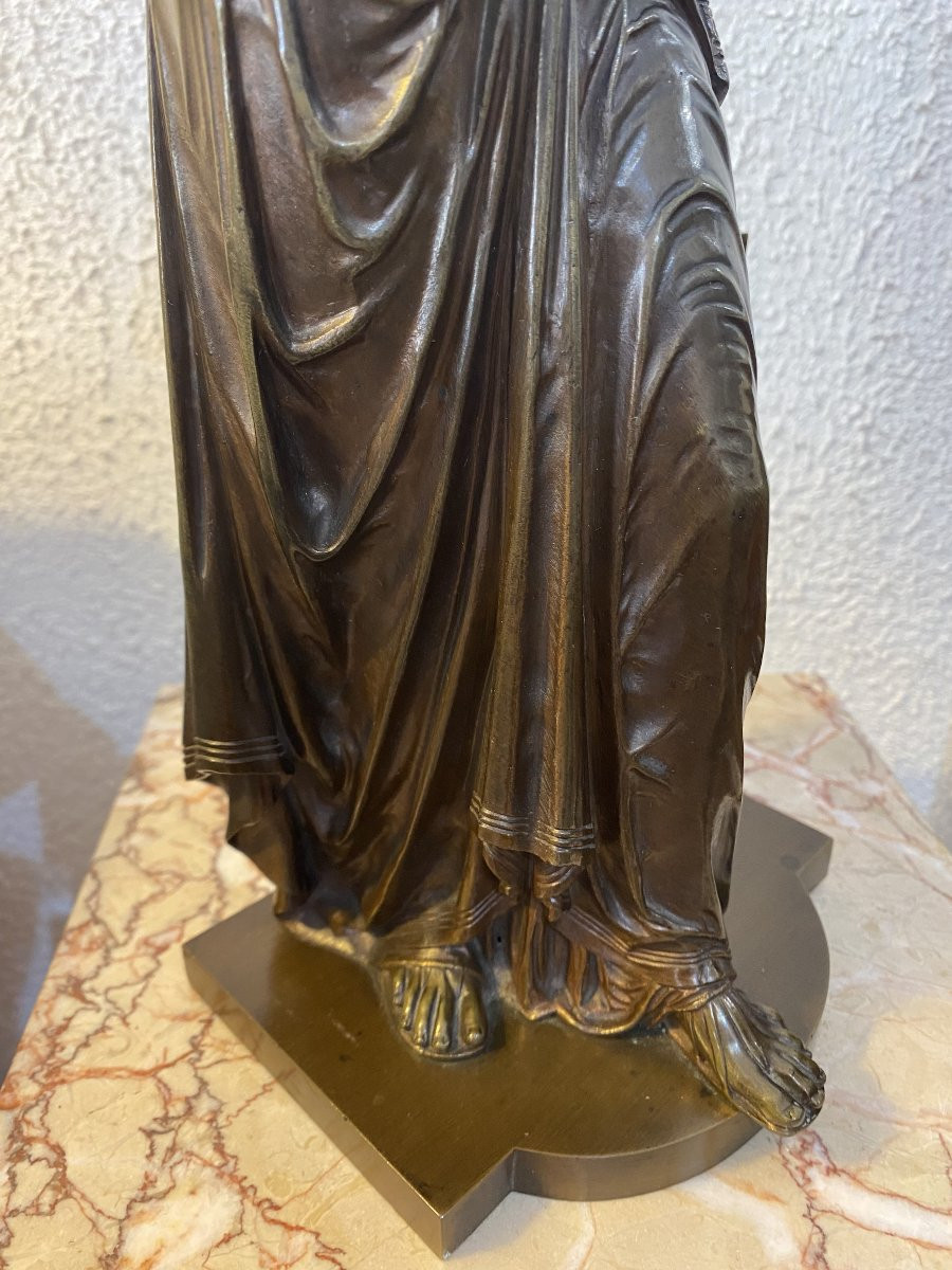 Bronze à l'antique, présentant une femme à la lecture. Excellent état.-photo-1
