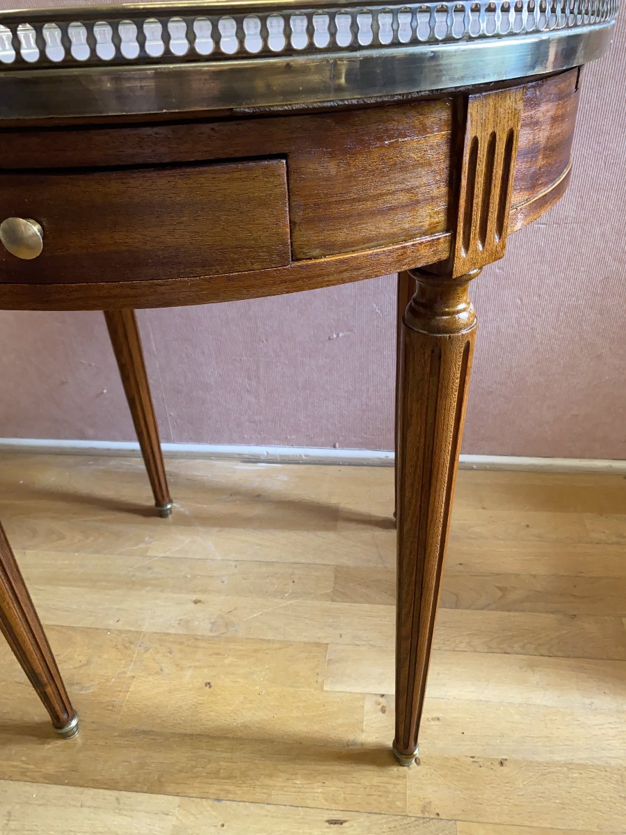 Early 20th-century Hot-water Bottle Table Made Of Mahogany Veneer.-photo-3