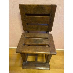 Oak Pediatrician Chair