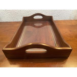Petit plateau en acajou massif avec incrustation de filets de laiton